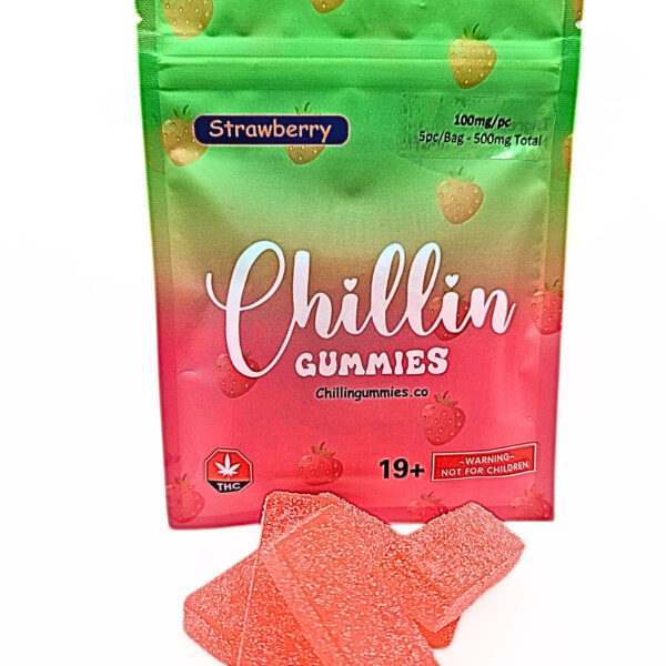 Chillin Gummies • 100mg THC • Sour Strawberry